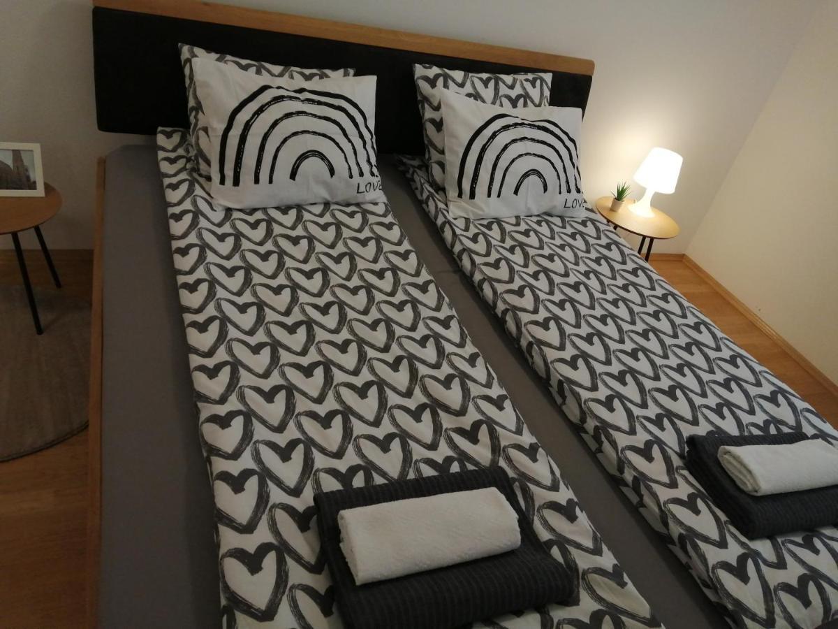 Apartment Tesla Wien Ngoại thất bức ảnh